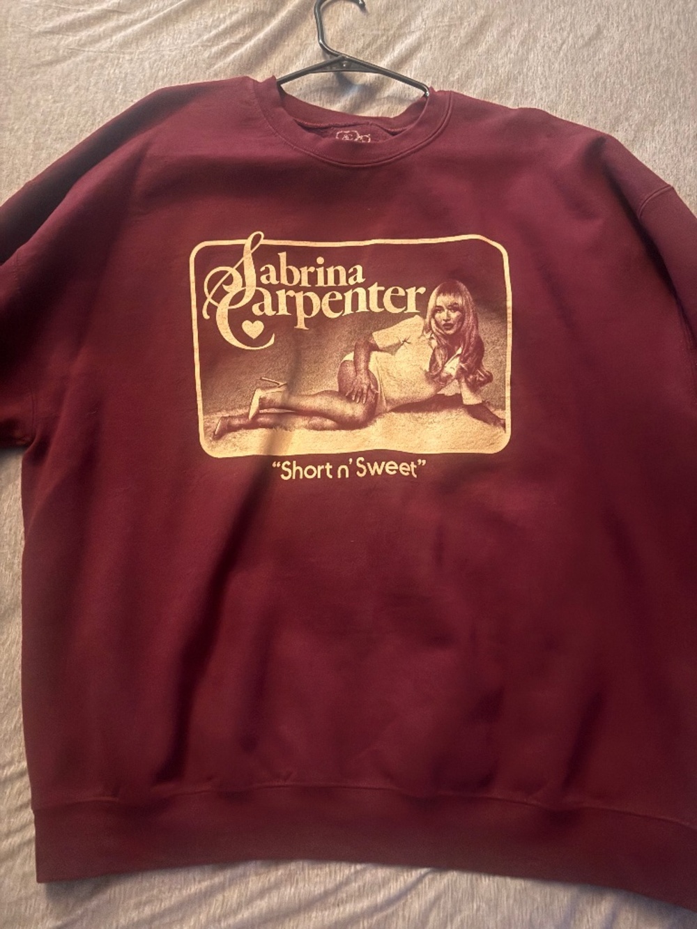 Sabrina Carpenter sweater